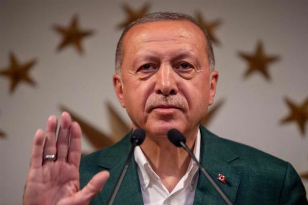 “Địa chấn” rung chuyển Thổ Nhĩ Kỳ, đảng của tổng thống mất kiểm soát thủ đô