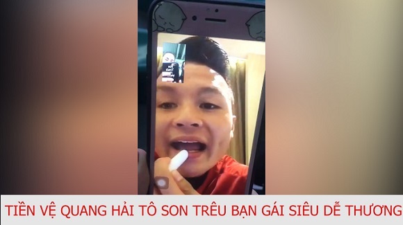 Clip: Tiền vệ Quang Hải điệu đà tô son đốn tim người hâm mộ
