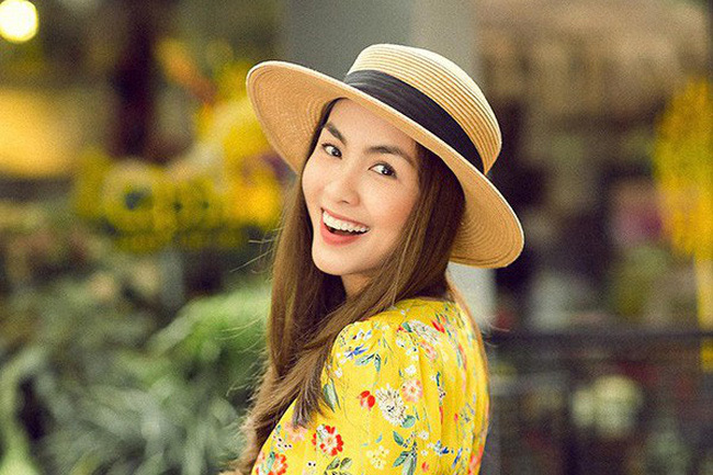 Tăng Thanh Hà đẹp hút hồn ở mọi góc nhìn