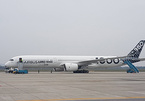 Siêu máy bay Airbus 350 trình diễn tại Nội Bài