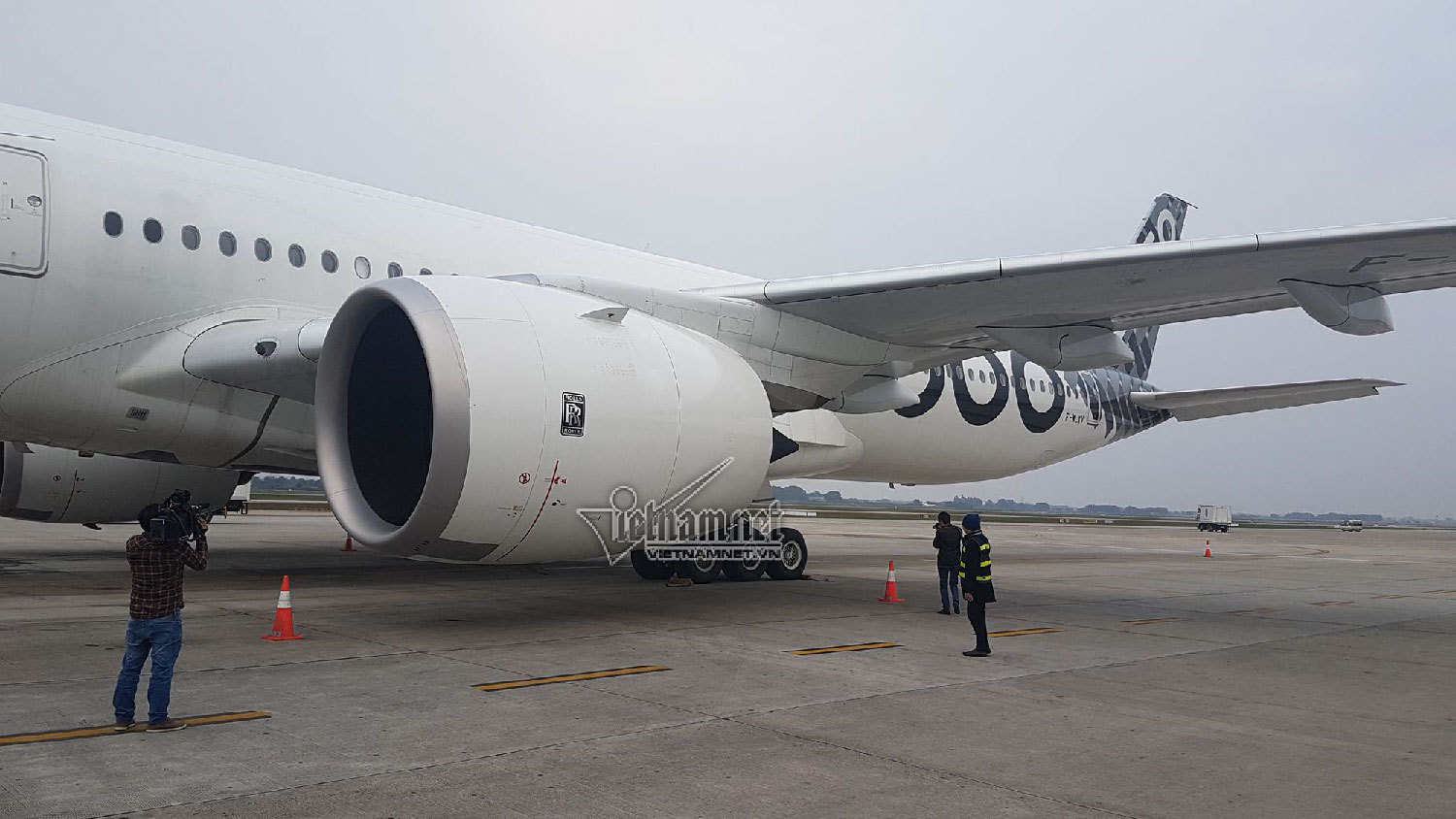 siêu máy bay,Airbus A350,sân bay Nội Bài