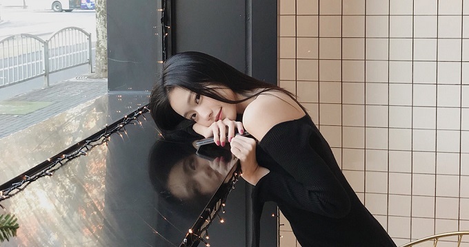 9X Trung Quốc được ngưỡng mộ vì xinh đẹp, giàu có