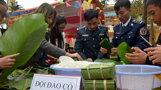 'Xuân biển đảo, Tết biên cương' trên quê hương Đại tướng