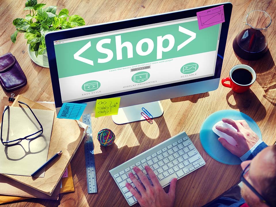 Shop online, mỗi tháng tốn 1.000 USD làm tiếp thị