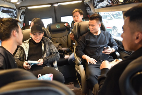Khám phá limousine hạng sang chở U23 tại TP.HCM