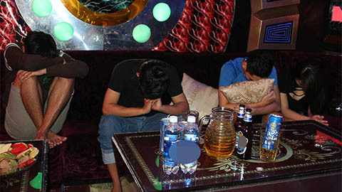 Ngày gần Tết, nam thanh nữ tú tụ tập sử dụng ma túy