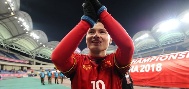 Quang Hải ẵm nửa tỷ, được báo Hàn tiến cử đá K-League