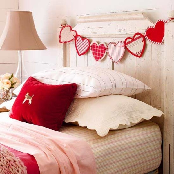 Phòng ngủ đẹp ngọt ngào sắc màu tình yêu ngày Valentine