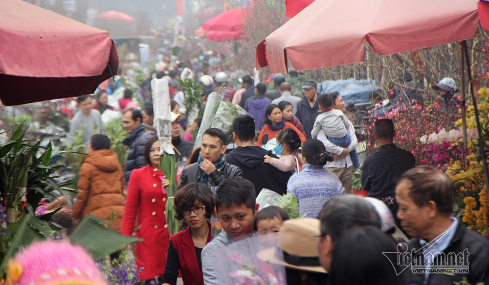 tắc đường chợ hoa