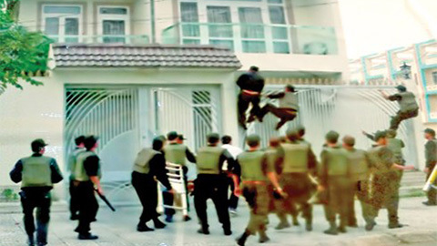 Cuộc truy lùng những tên tội phạm chỉ ở biệt thự
