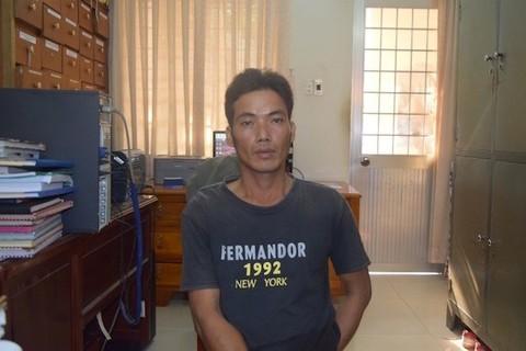 Đâm chết tình địch trong nhà của vợ