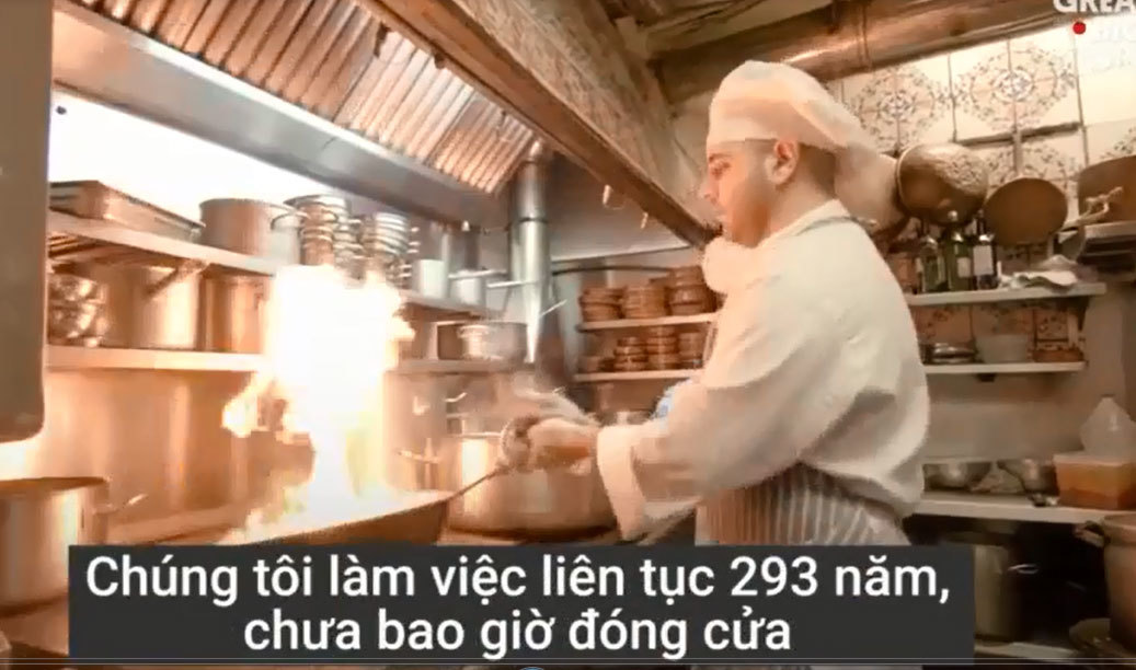 Nhà hàng có bếp lò cháy suốt 293 năm không tắt
