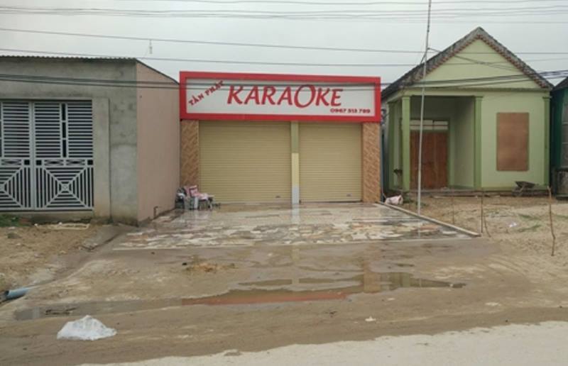 Đâm chết chủ quán karaoke ngày mùng 3 Tết rồi bỏ trốn