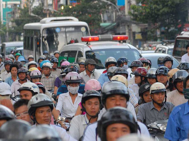 Tranh đường với xe cấp cứu: Bệnh nan y