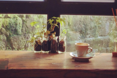 Gia cảnh nghèo khó của thông gia khiến vị giám đốc chảy nước mắt