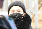 G-Dragon bịt kín mặt tới doanh trại nhập ngũ