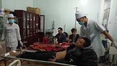 Xe khách chở 20 người lật trên đèo Lò Xo, tài xế tử nạn