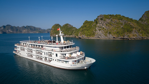 Một tấm thẻ, nhiều quyền lợi trên du thuyền Paradise Việt Nam