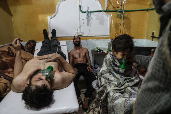 Những hình ảnh nhói lòng ở 'địa ngục trần gian' Syria