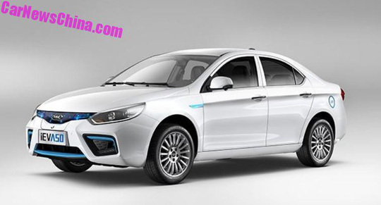 Ô tô Trung Quốc 2018: Sedan 252 triệu, xe 6 chỗ 525 triệu