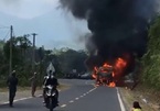 Xe Phương Trang cháy rụi, hơn 20 hành khách thoát nạn
