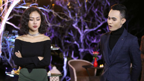 Cặp đôi tranh cãi nảy lửa ngay buổi hẹn hò đầu tiên