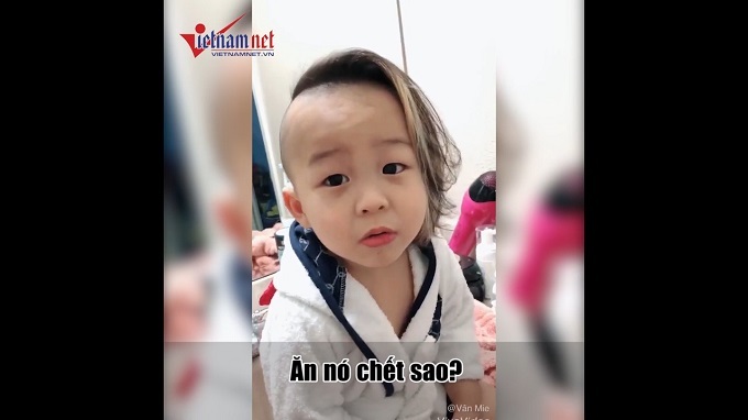 Video: Cậu bé Việt kiều từ chối ăn thịt vì lý do bất ngờ