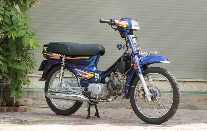 Ngắm huyền thoại Honda Dream II độ 'độc' nhất Hà Nội