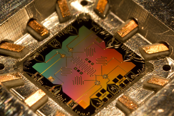 Google công bố chip lượng tử mạnh nhất thời điểm hiện tại