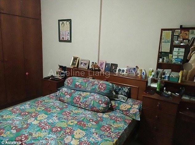 Vô tình lộ ảnh khỏa thân khi rao bán nhà