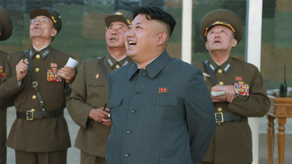 Kim Jong Un bất ngờ thể hiện khiếu hài hước
