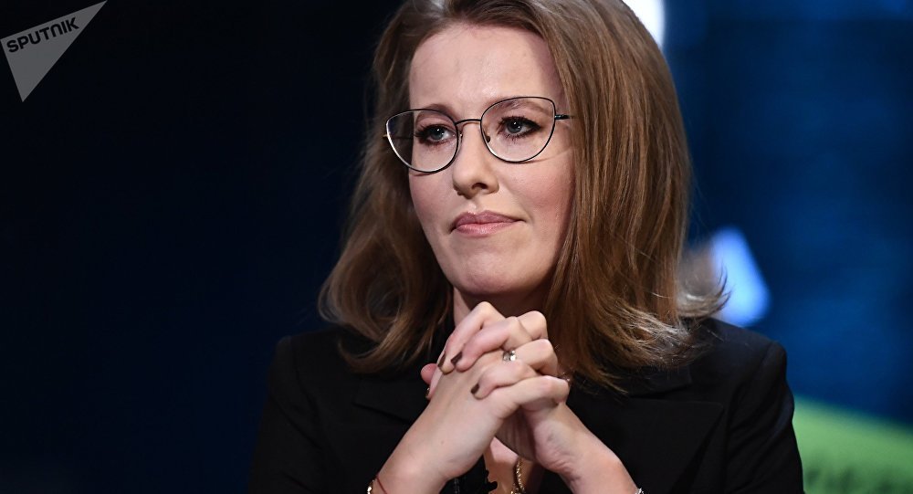 Nữ ứng viên tổng thống Nga bật khóc trong lúc tranh luận