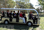 Toàn quyền Australia lái xe điện đưa Thủ tướng thăm vườn thú Kangaroo