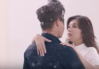 MV 'Nụ hôn đánh rơi' của Hoàng Yến Chibi đốn tim người yêu nhạc