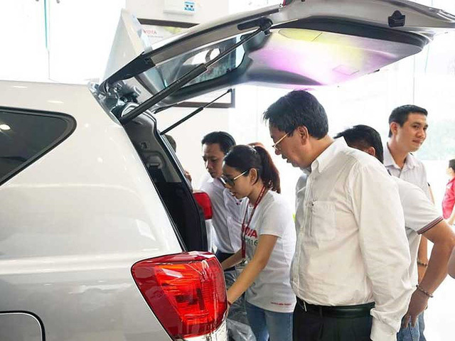 Kịch bản mới: Ô tô nhập giảm giá hàng trăm triệu