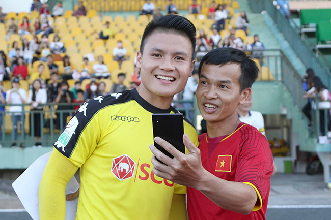 Quang Hải và đồng đội 