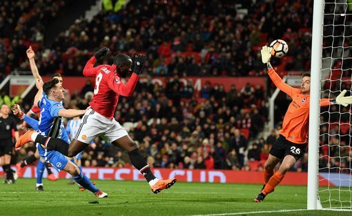 Lukaku và Matic tỏa sáng, MU vượt khó ở FA Cup