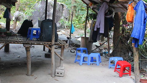 Ghen tuông, chồng sát hại vợ trẻ dã man