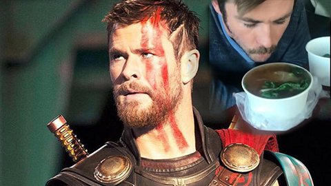 'Thần sấm' Chris Hemsworth 'gục ngã' trước món phở Việt Nam