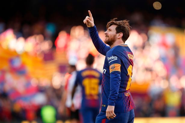 Hàng trăm mũi tiêm biến Messi thấp còi thành siêu sao