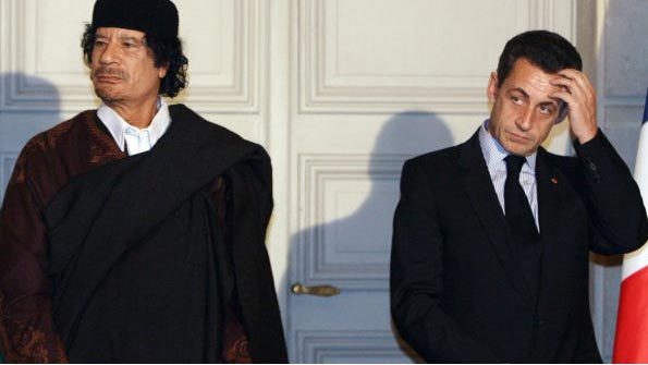 Pháp bắt giữ cựu Tổng thống Sarkozy