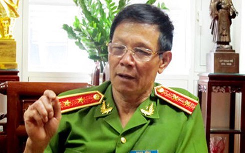 Trung tướng Phan Văn Vĩnh về nhà sau nhiều ngày làm việc với công an