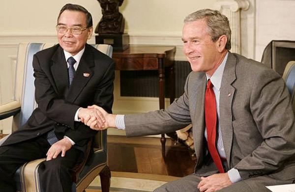 Thủ tướng Phan Văn Khải và chuyến thăm Mỹ lịch sử