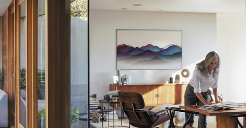 TV QLED - Samsung ghi thêm điểm với người dùng Việt