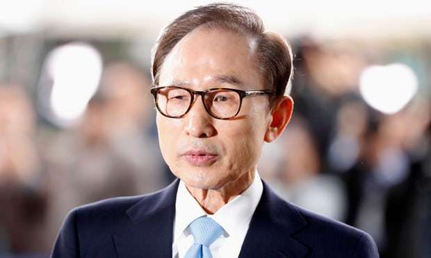 Tòa án Hàn phê chuẩn lệnh bắt ông Lee Myung-bak