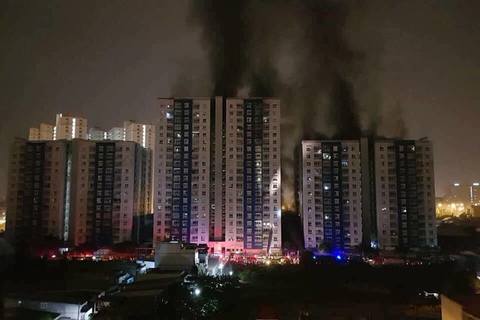 Cháy chung cư Carina Plaza: 13 người chết