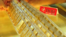 Giá vàng hôm nay 23/4: Bắt đầu chu kỳ giảm giá liên tục