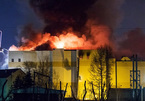 Hiện trường vụ cháy khu mua sắm làm 37 người chết