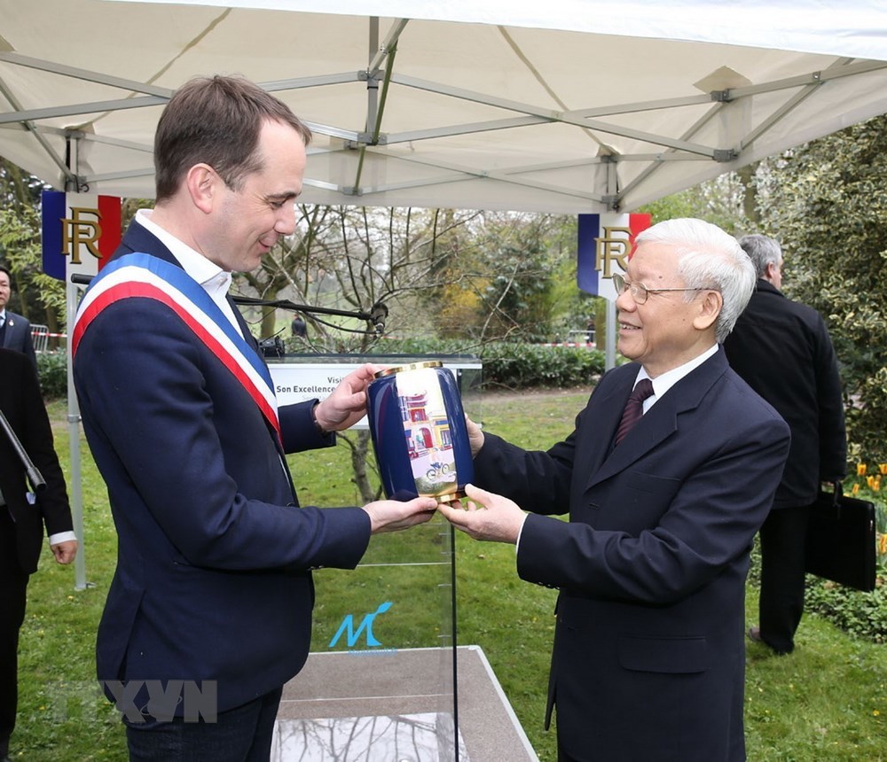 Hình ảnh chuyến thăm CH Pháp của Tổng bí thư