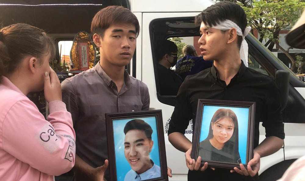 Vụ cháy chung cư Carina Plaza: 'Thăm nhà lần cuối rồi đi con ơi...'